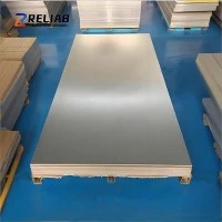 Bagaimanakah kekerasan Plat Titanium Tulen Gred 3 berbanding dengan logam lain?